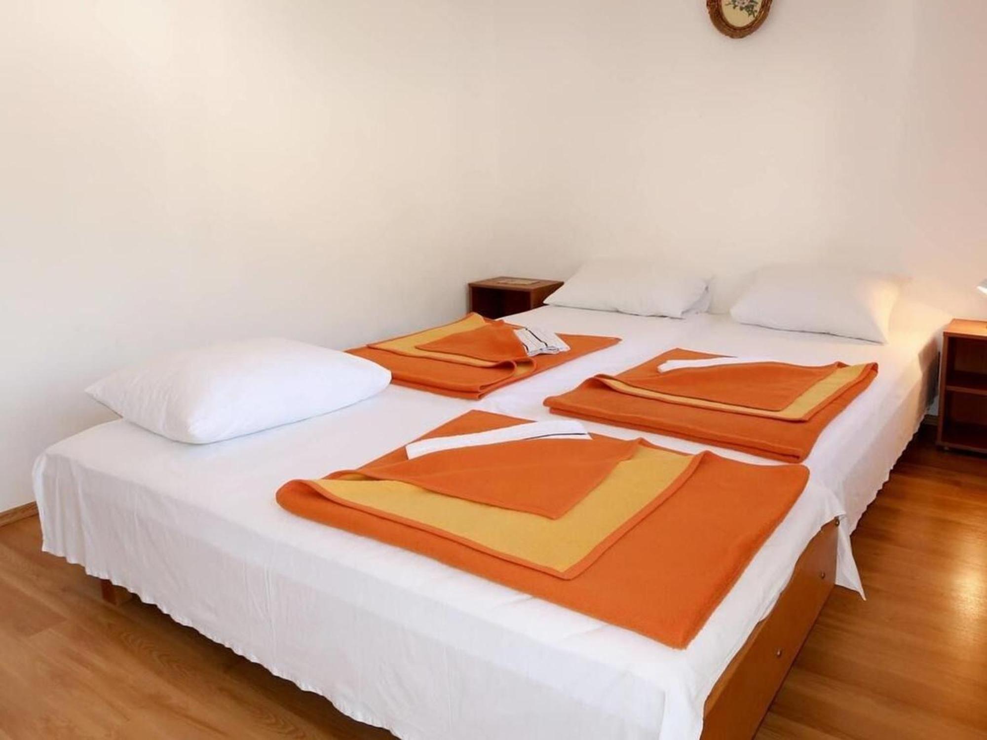 Apartments Biljana 格拉达茨 外观 照片